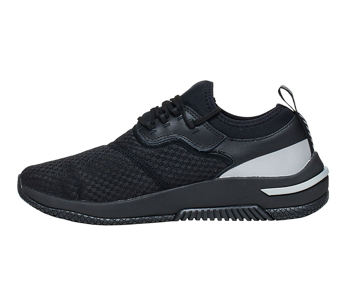 Infinity by Cherokee Dart Running Shoe